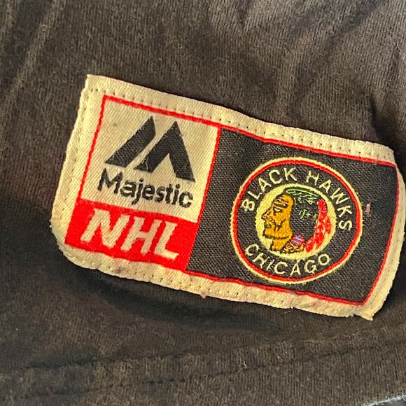 Majestic Vintage Hockey NHL Chicago Blackhawks Jersey Style Tee Shirt Size XL - Picture 5 of 5